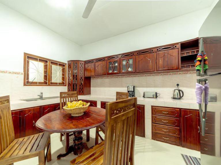 Araliya Villa Moragalla Esterno foto
