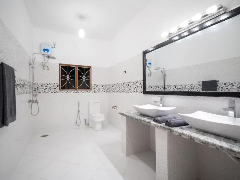 Araliya Villa Moragalla Esterno foto